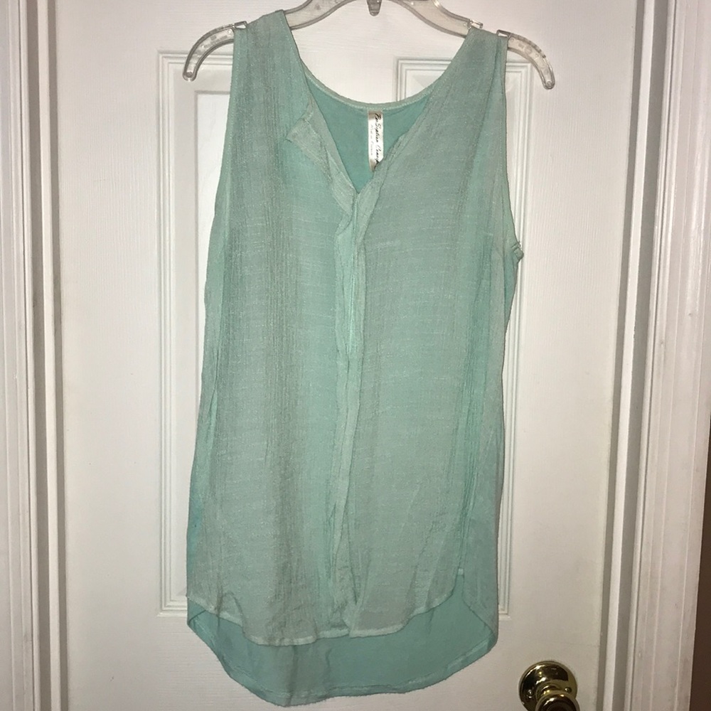 Women’s sleeveless blouse